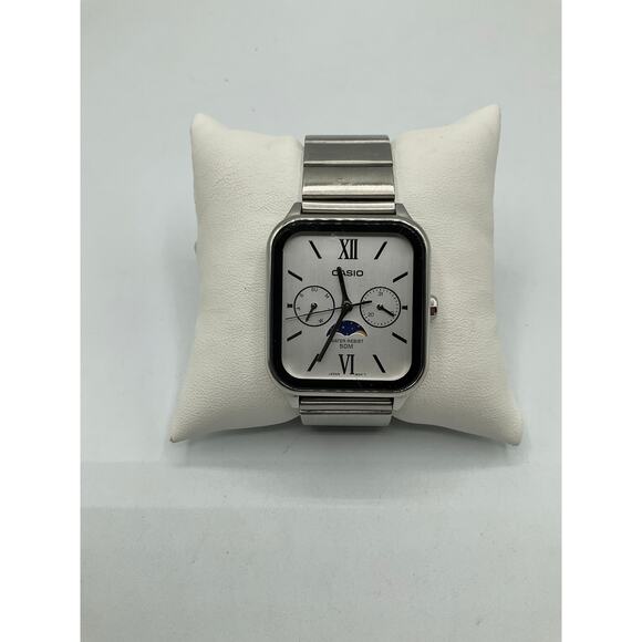 Casio Watch MTP-M305- Silver, 34mm - Picture 1 of 8